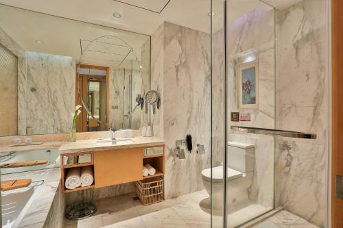 Ένα μπάνιο στο Shaoxing Tianma Grand Hotel