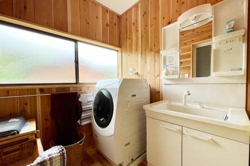 Una cocina o zona de cocina en Five Tree House -九十九里 香取, 海も山も大満喫できるコテージ-
