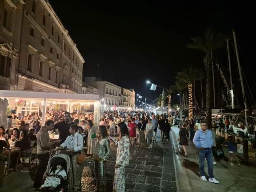 Hosté ubytování Centro Storico MARE FUORI