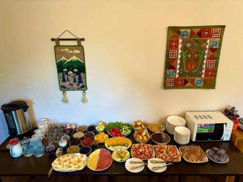 Mad på pensionatet eller i nærheden