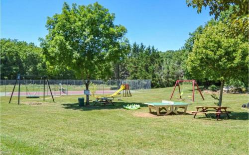 Ảnh trong thư viện ảnh của LES REFUGES DU LOT Le Cosy ở Mauroux