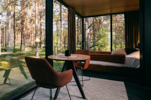 Posezení v ubytování ÖÖD Hötels Laheranna SUME -with sauna