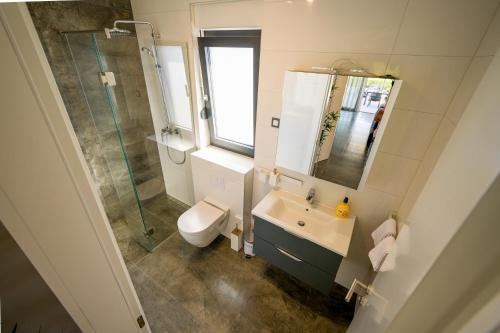Ένα μπάνιο στο Penthouse apartment ReNikS