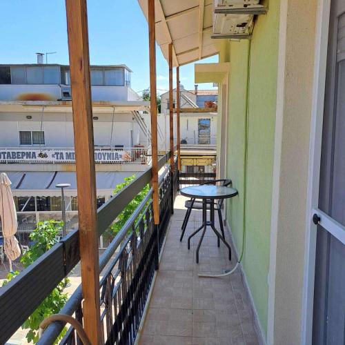 Gallery image of Makri square apartment in Mákri
