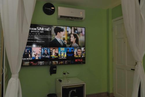 Televisyen dan/atau pusat hiburan di Galaxy Hotel