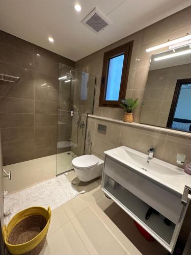Ένα μπάνιο στο Private Studio in Laguna Gardens Hawana Salalah