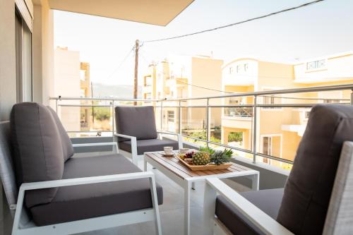 Lacha Houses Apartments