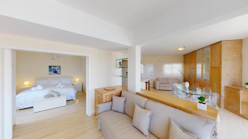 Raise Riviera Panoramic Sea View apartment