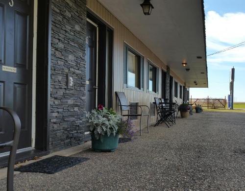 Maple Leaf Motel Emerson – Photos 5