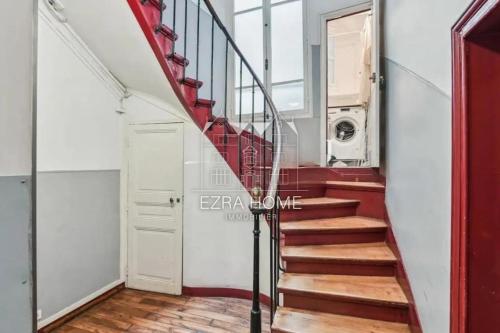 Élégant 2 Pièces avec Cour Pavée