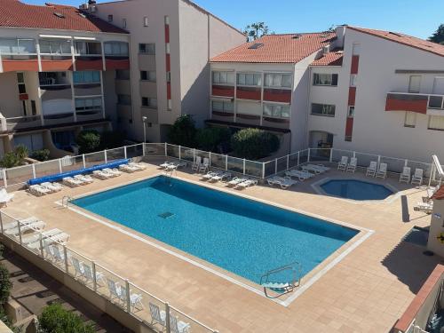 Golfes clairs - Duplex climatisé - Wifi