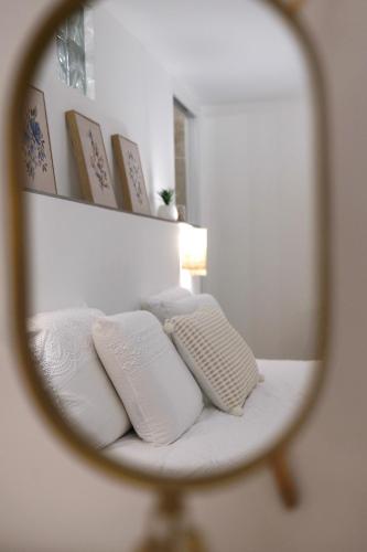 Ένα ή περισσότερα κρεβάτια σε δωμάτιο στο Location de chambre Villa les allamandas