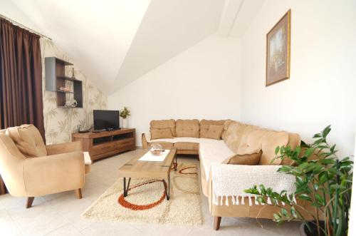 Prostor za sedenje u objektu Sun Apartment