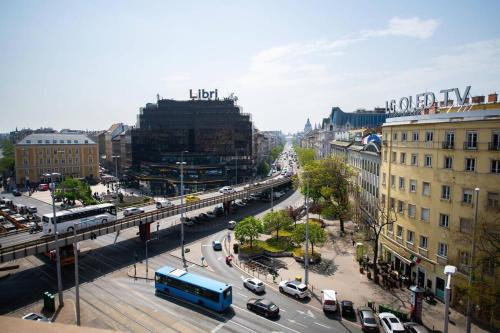 Very Central - Sunny - Comfy 1132 Budapest, Budapest, Nyugati tér 5 kép - 3