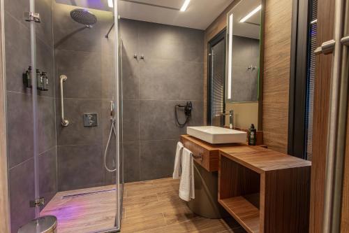 Bagno di FT Lotus Thermal Hotel&SPA Trademark Collection by Wyndham