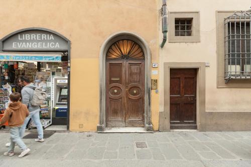Academy House by Mamo Florence