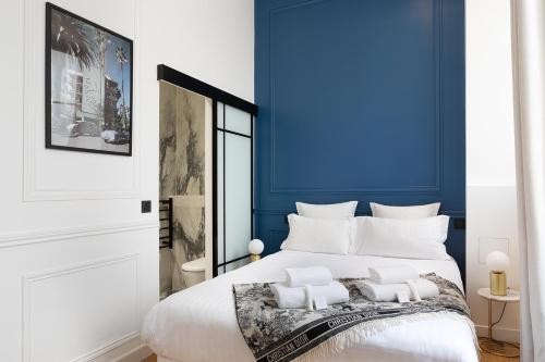 Pick A Flat's Apartment in Louvre - Croix des Petits Champs