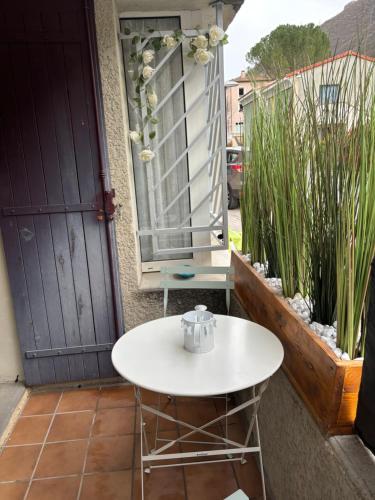 Balkoni atau teres di T2 cosy digne les bains