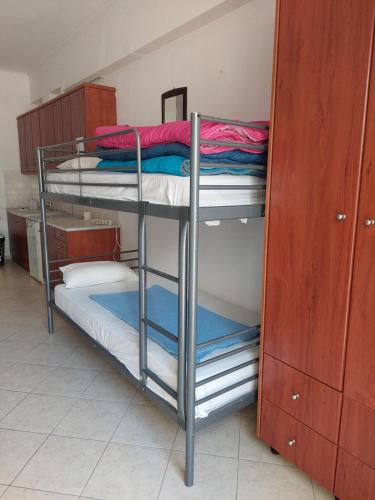 Monastiraki apartment near Acropolis
