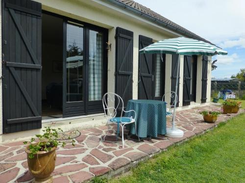 Fotografia z galérie ubytovania Papenoo Maison 3 piéces à 600m de la plage v destinácii Barneville-Carteret