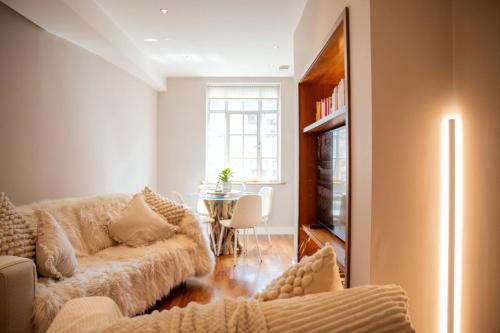 Χώρος καθιστικού στο Luxury 1BR Apartment in Leeds City Centre