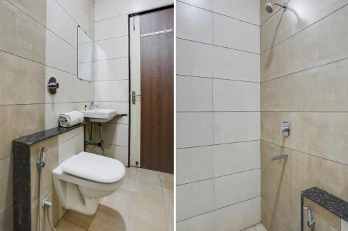 Ein Badezimmer in der Unterkunft FabHotel Johar Inn