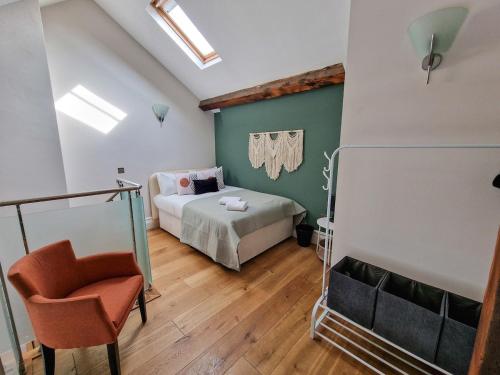 3 Bed Piccadilly Duplex City Centre photo 9