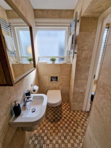 3 Bed Piccadilly Duplex City Centre photo 11