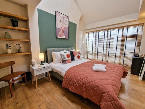 3 Bed Piccadilly Duplex City Centre photo 13