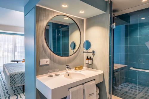 Salle de bains dans l'établissement Barceló Benidorm Beach - Adults Recommended
