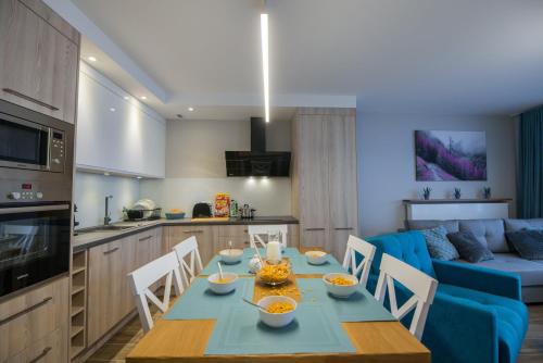 ApartView by Rent like homeにあるキッチンまたは簡易キッチン