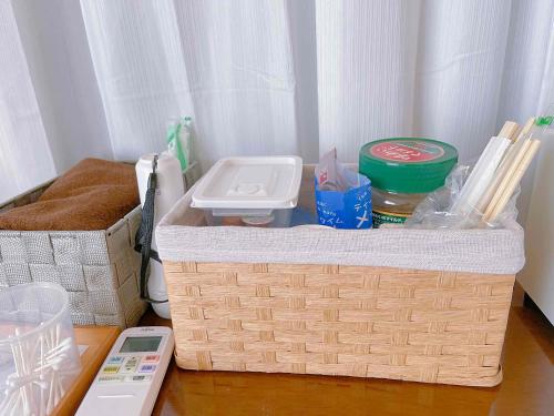 a basket sitting on top of a table at T&T Fujiyama Guest House in Fujiyoshida