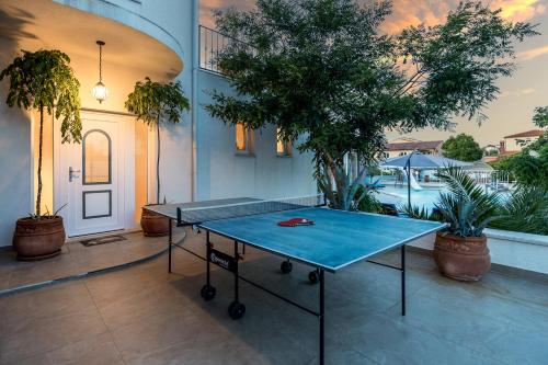 Five bedroom villa Emily with pool in Medulin
