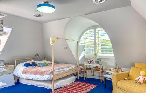 Postel nebo postele na pokoji v ubytování Cozy Home In Den Haag With Wifi