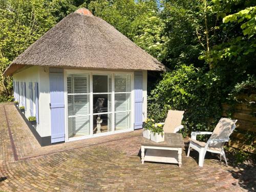 Zahrada ubytování Lingeliefde Logement complete studio met eigen keuken en badkamer