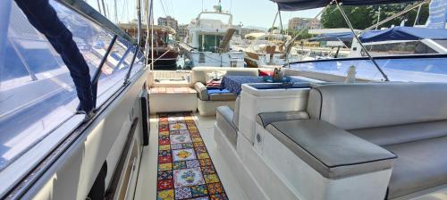 Desirè Charming House Boat photo 28