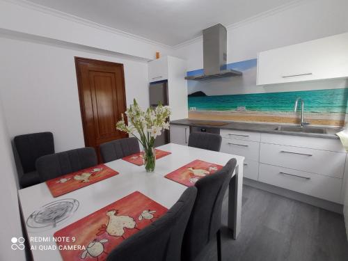 Η κουζίνα ή μικρή κουζίνα στο Casa de la abuela
