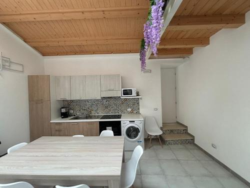 Η κουζίνα ή μικρή κουζίνα στο CAPINERA