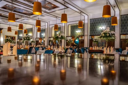 Hotel Sonexにあるレストランまたは飲食店