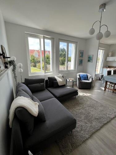 Maison de ville à la mer très bien équipée proche centre avec commerces