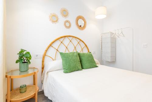 Postel nebo postele na pokoji v ubytování WintowinRentals Dream Home on the beachfront