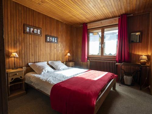 Spacieux chalet 7 pièces, 6 salles de bains, 14 personnes, proche centre et remontées, Châtel