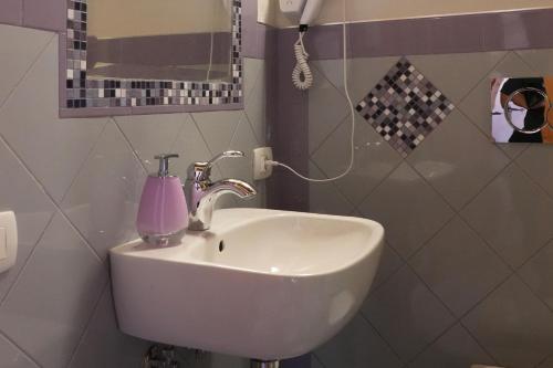 Un baño de Il paradiso delle beccacce