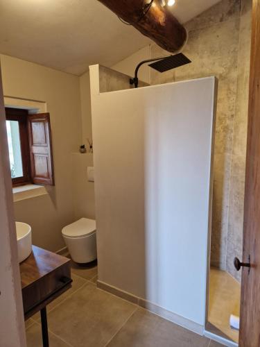Koupelna v ubytování Mas du Rollier Chambres d'hôtes