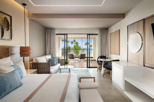 Χώρος καθιστικού στο Secrets Tides Punta Cana - All Inclusive