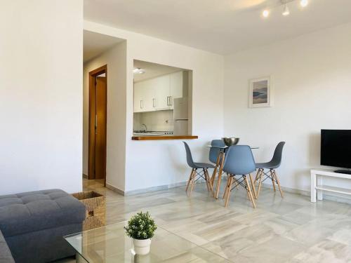 Fantástico dúplex con piscina, parking & solárium