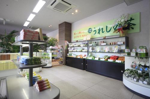 a grocery store with a store front with at Hotel Kasuien in Ureshino