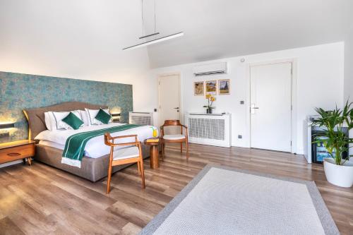 Ένα ή περισσότερα κρεβάτια σε δωμάτιο στο Hillora Hotel Buyukada