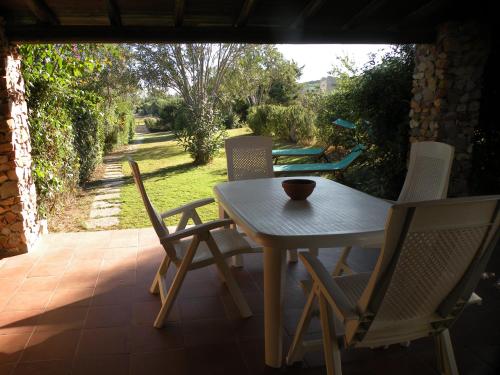 Gallery image of Villetta Vele 6 By La Via Del Mare Viaggi e Vacanze in Simius