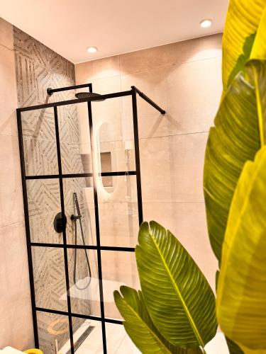Vonios kambarys apgyvendinimo įstaigoje Agate Luxury 2B
